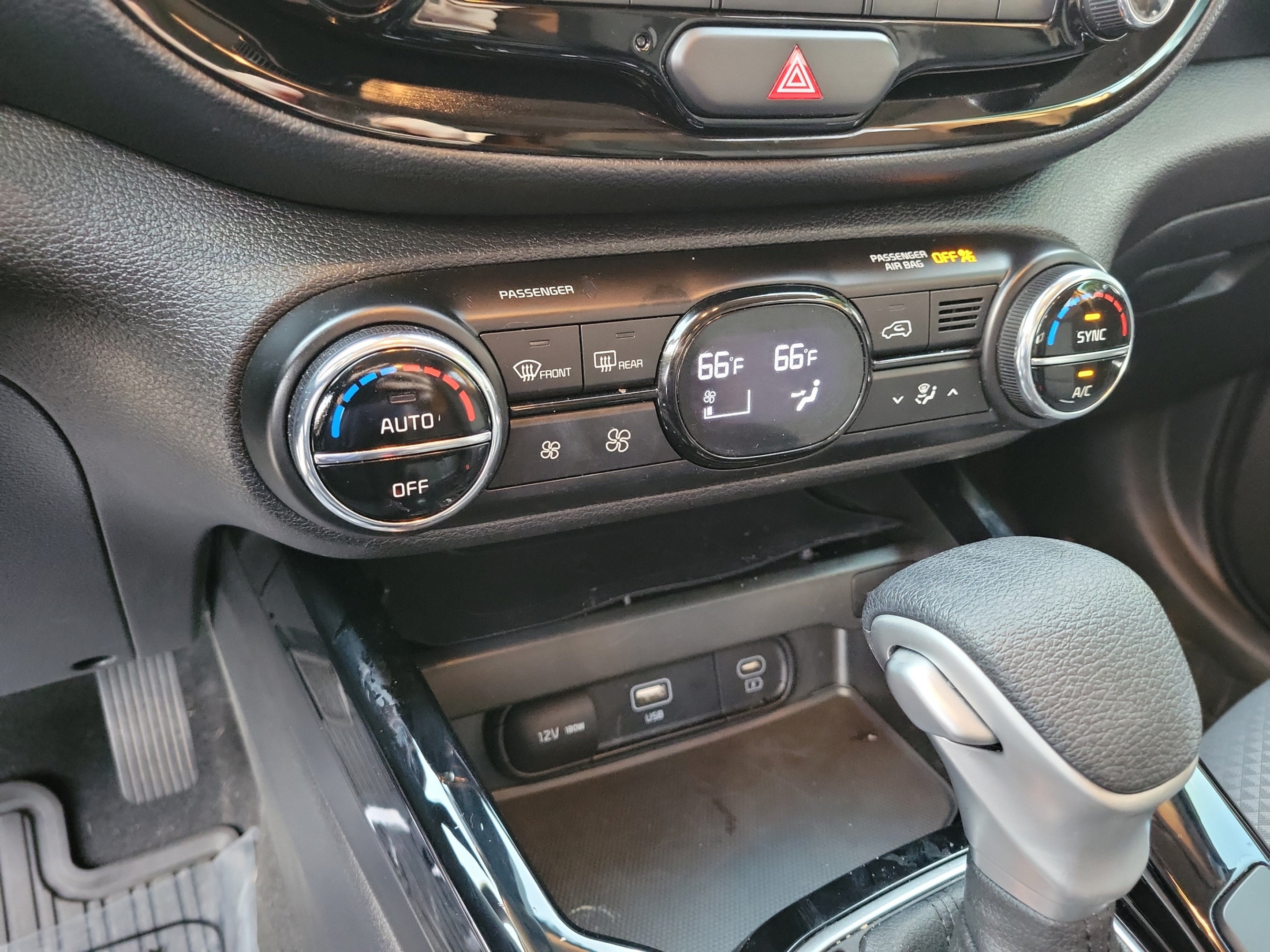 Certified 2023 Kia Soul S FWD image 19