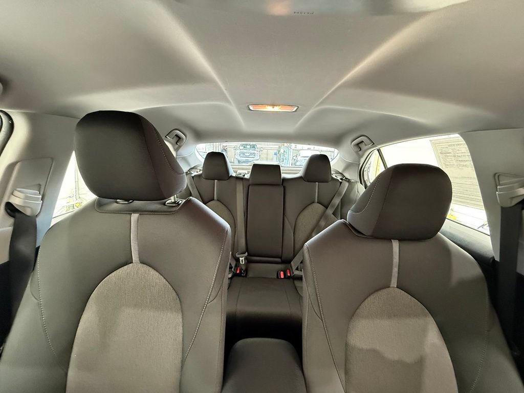 Used 2022 Toyota Camry LE FWD image 29
