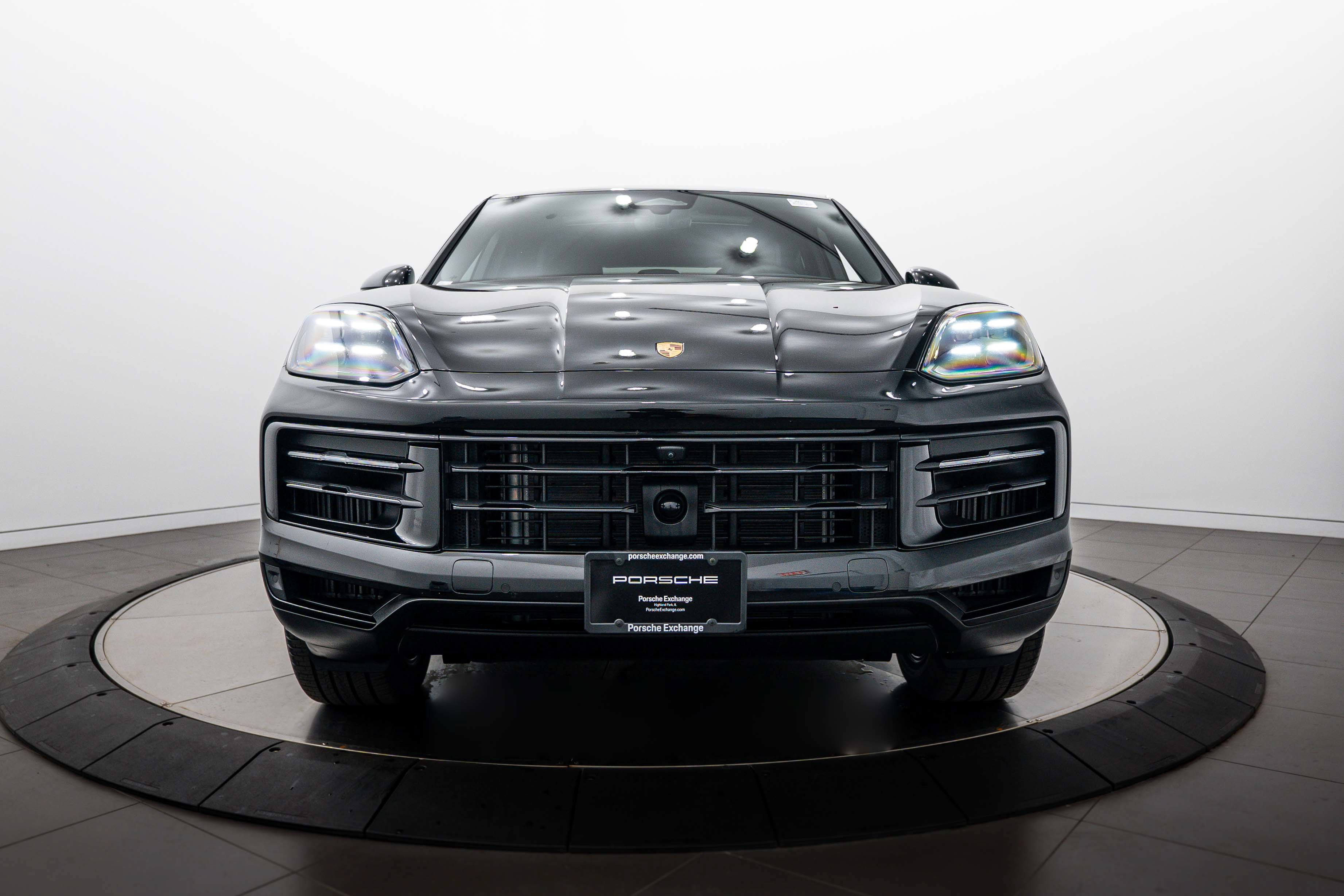 Certified 2026 Porsche Cayenne Coupe AWD/4WD image 10