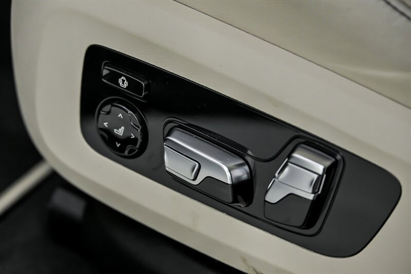 Used 2022 BMW X6 M w/ Competition Package AWD/4WD image 27