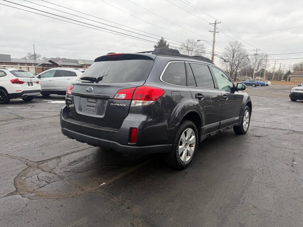 Used 2010 Subaru Outback 2.5i Premium image 6
