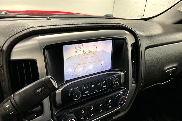 Used 2017 GMC Sierra 2500 SLE w/ Snow Plow Prep Package AWD/4WD image 13