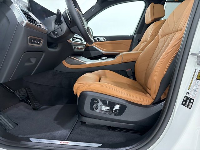 Certified 2024 BMW X7 xDrive40i image 14