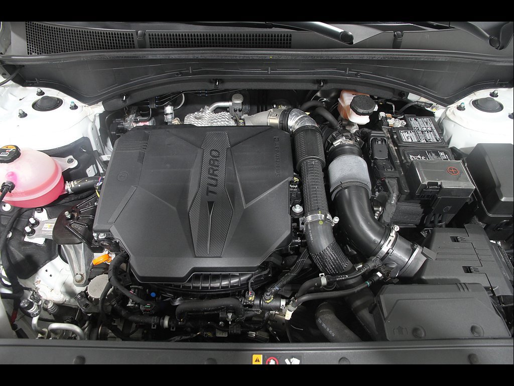 Certified 2023 Hyundai Santa Fe Limited AWD/4WD image 23