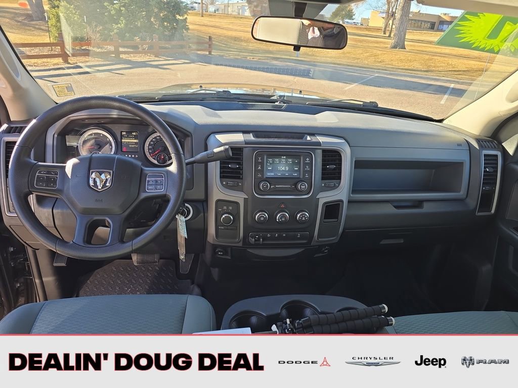 Used 2017 RAM 2500 Tradesman w/ Chrome Appearance Group image 13