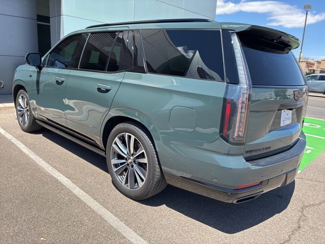 Used 2025 Cadillac Escalade Sport w/ LPO, Floor Liner Package AWD/4WD image 8