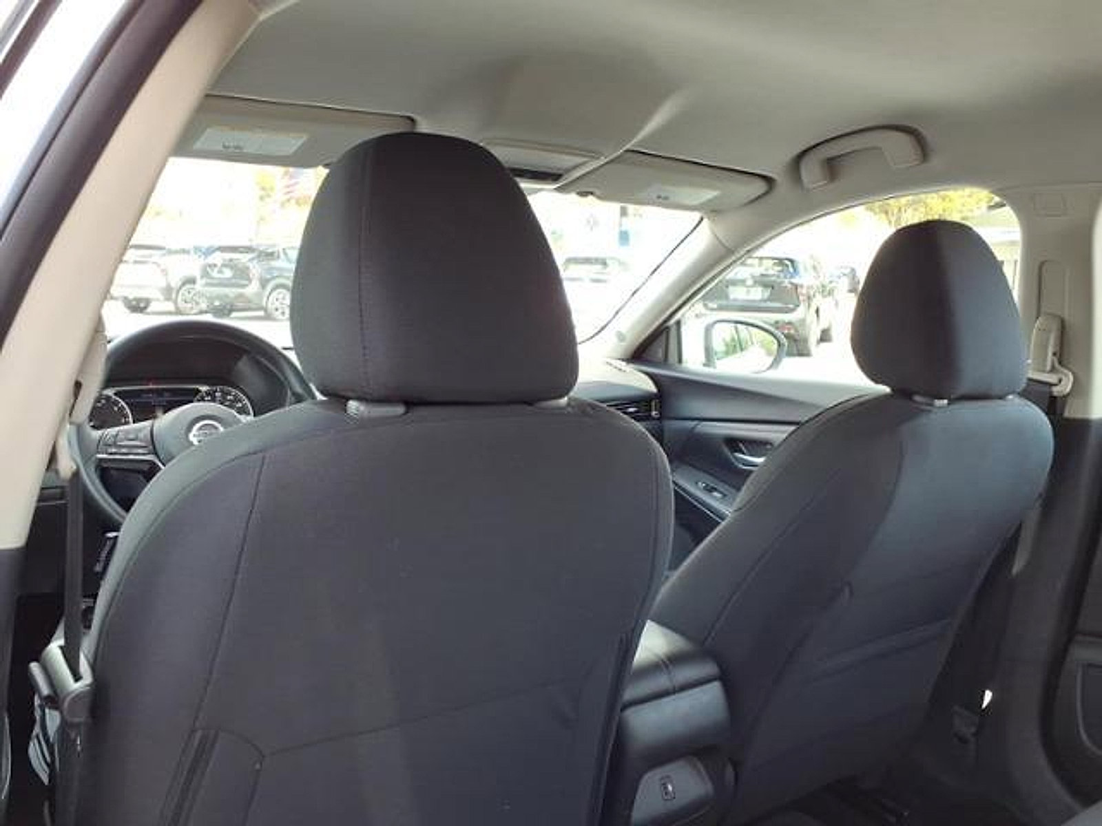 Used 2023 Nissan Sentra SV image 10