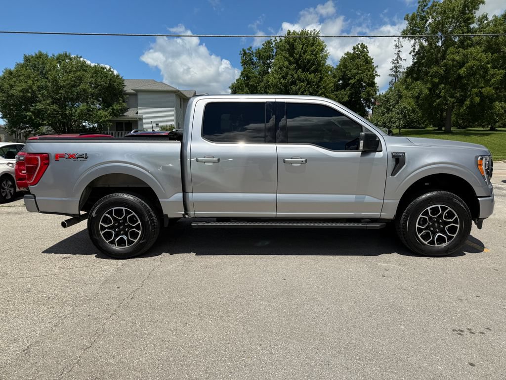 Used 2022 Ford F150 XLT w/ Equipment Group 302A High AWD/4WD image 4