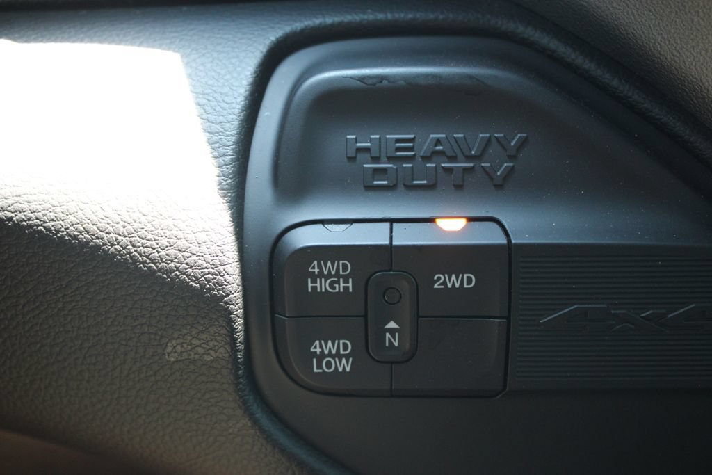 Used 2024 RAM 2500 Big Horn w/ Night Edition AWD/4WD image 44