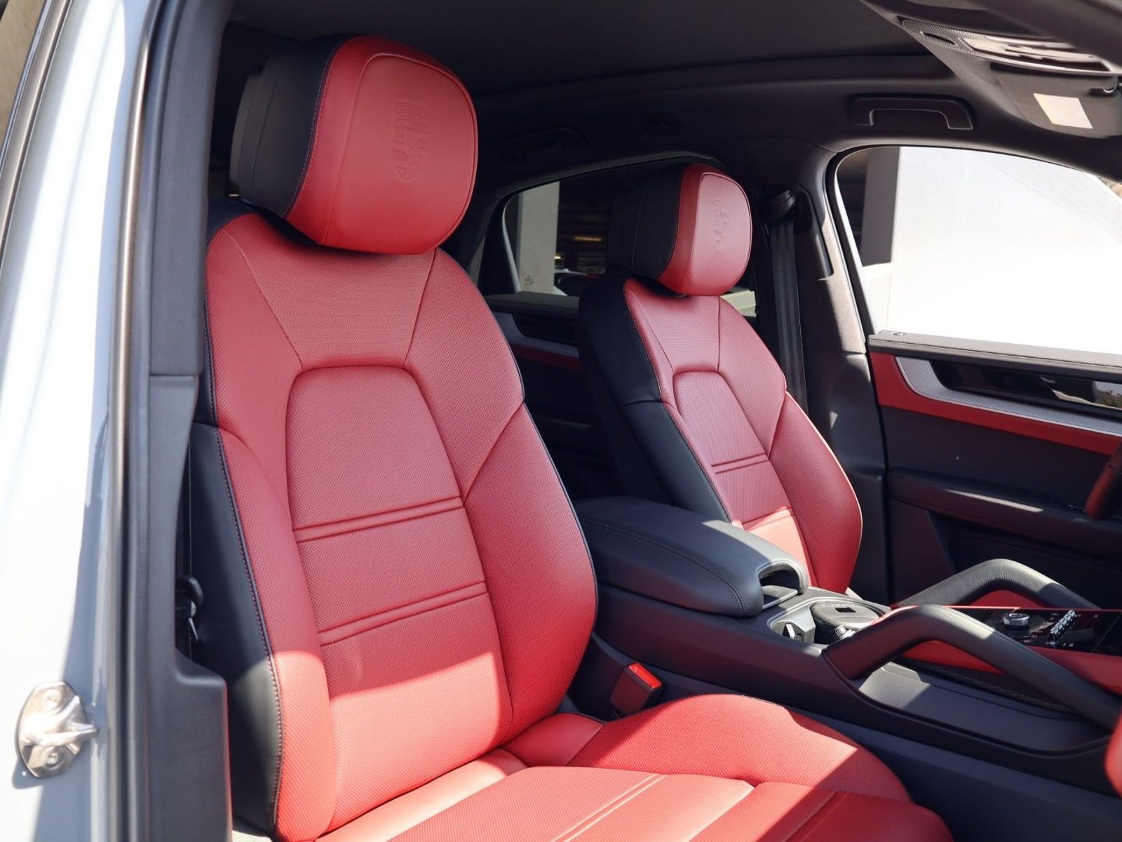 New 2026 Porsche Cayenne S AWD/4WD image 24