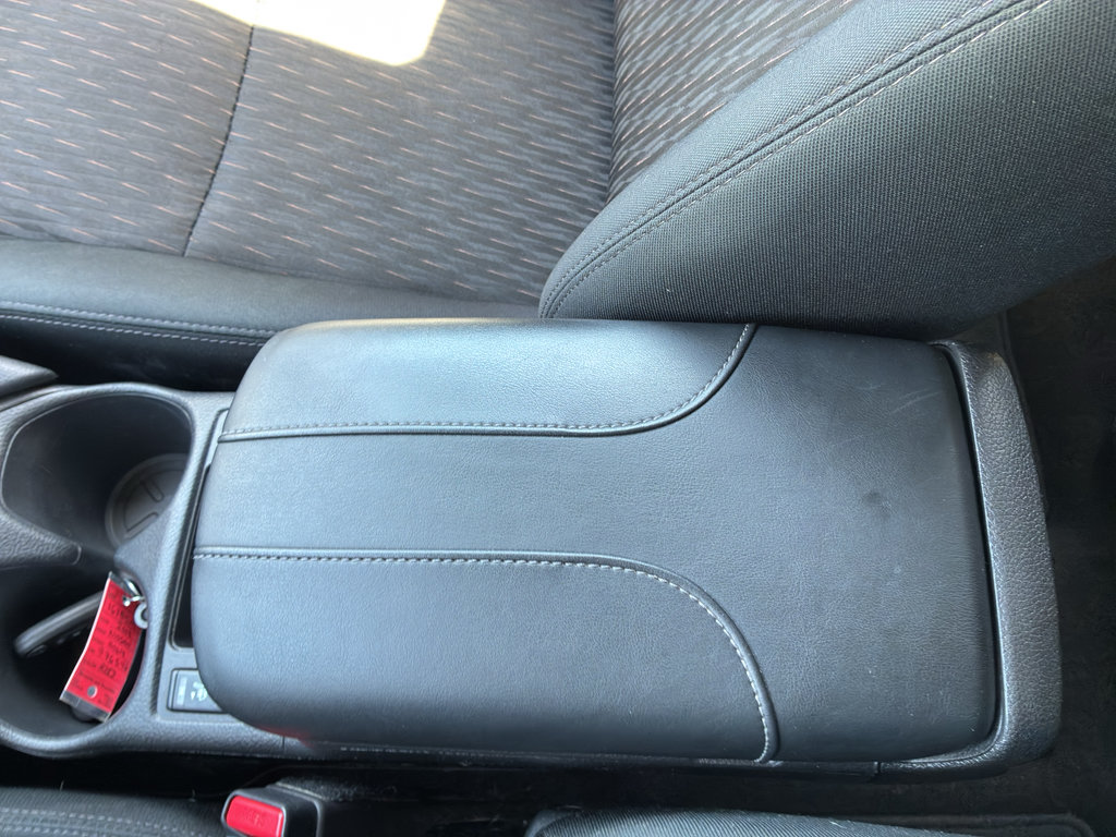 Used 2019 Nissan Rogue SV w/ Premium Package FWD image 41