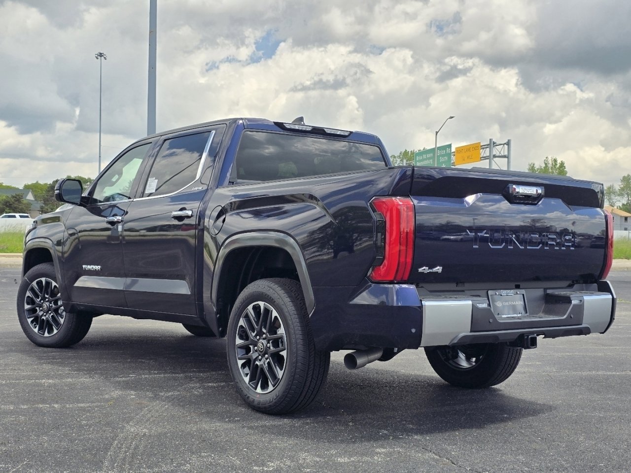 New 2026 Toyota Tundra Limited AWD/4WD image 13