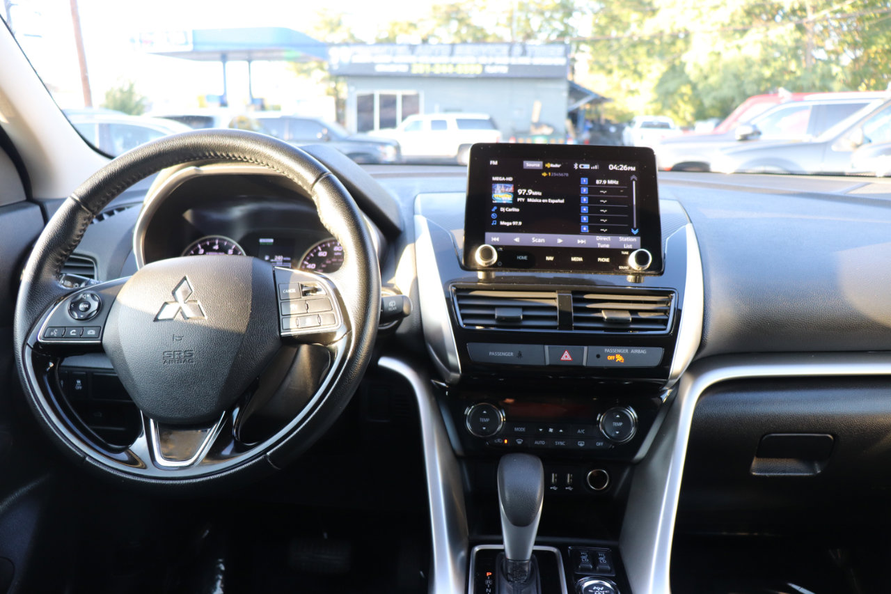 Used 2024 Mitsubishi Eclipse Cross SE image 17