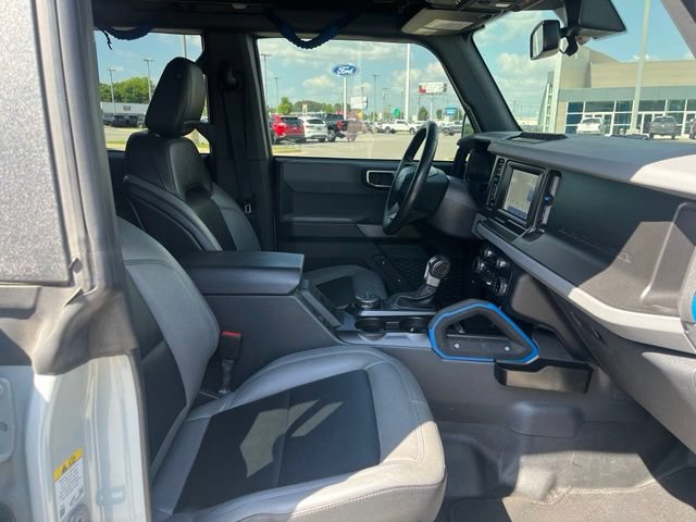 Used 2022 Ford Bronco Black Diamond w/ Sasquatch Package AWD/4WD image 11