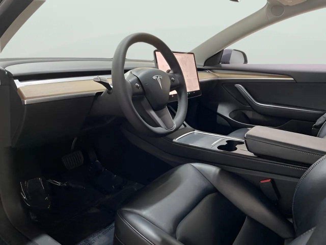 Used 2023 Tesla Model 3 Standard Range RWD image 18