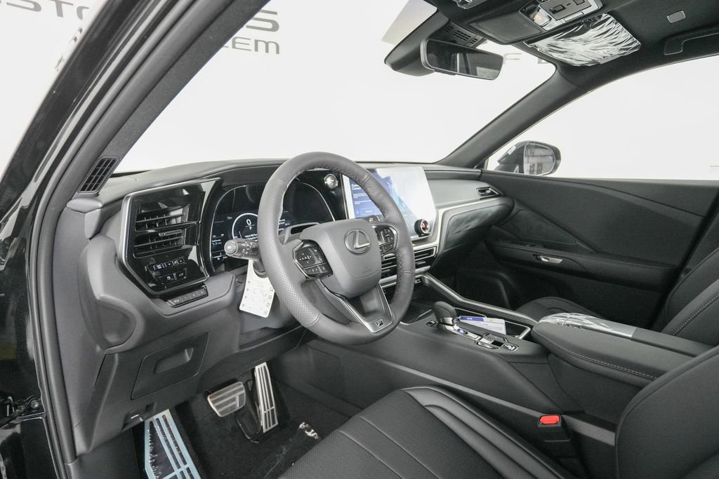 New 2026 Lexus TX 500h AWD image 9