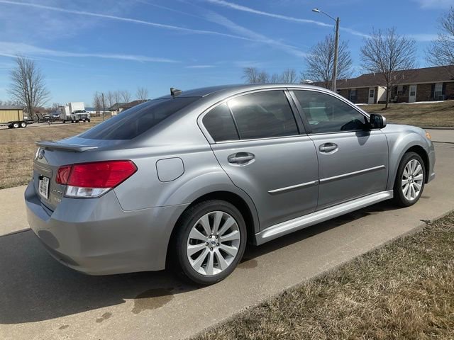 Used 2011 Subaru Legacy 2.5i Limited w/ Appearance Package 1E image 4