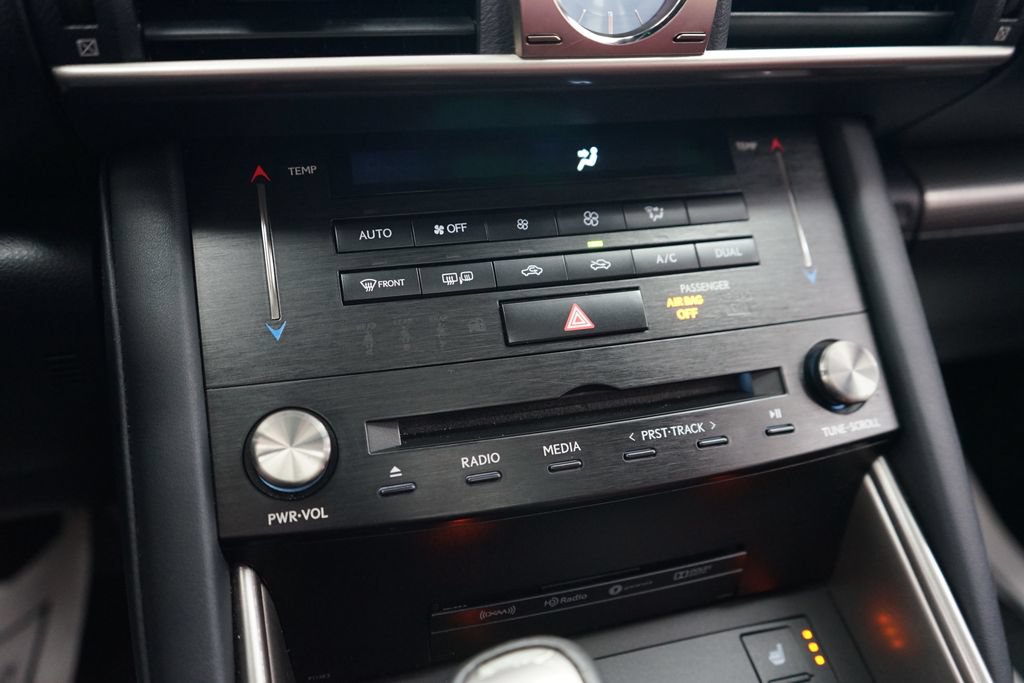 Used 2017 Lexus IS 300 F Sport w/ F Sport Package AWD/4WD image 39