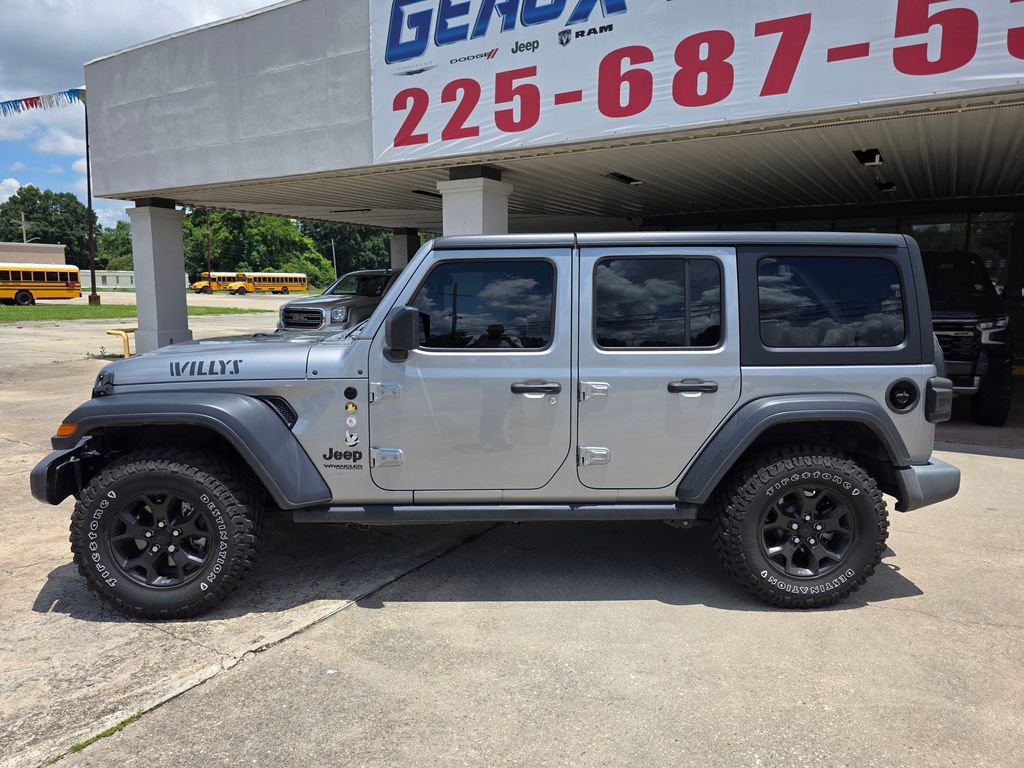 Used 2021 Jeep Wrangler Unlimited Sport AWD/4WD image 2