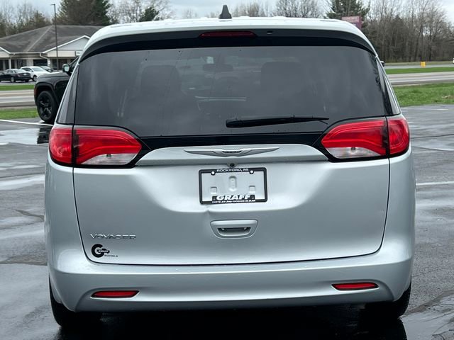 Used 2022 Chrysler Voyager LX FWD image 42