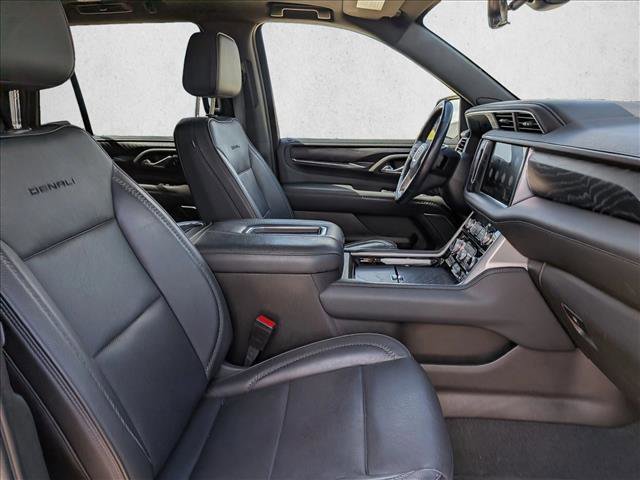 Used 2021 GMC Yukon Denali w/ Denali Premium Package image 19