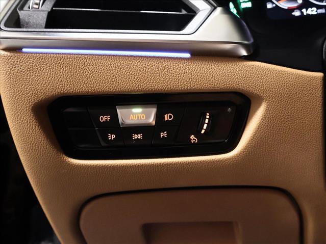 Used 2021 BMW 430i Convertible w/ Convenience Package image 12