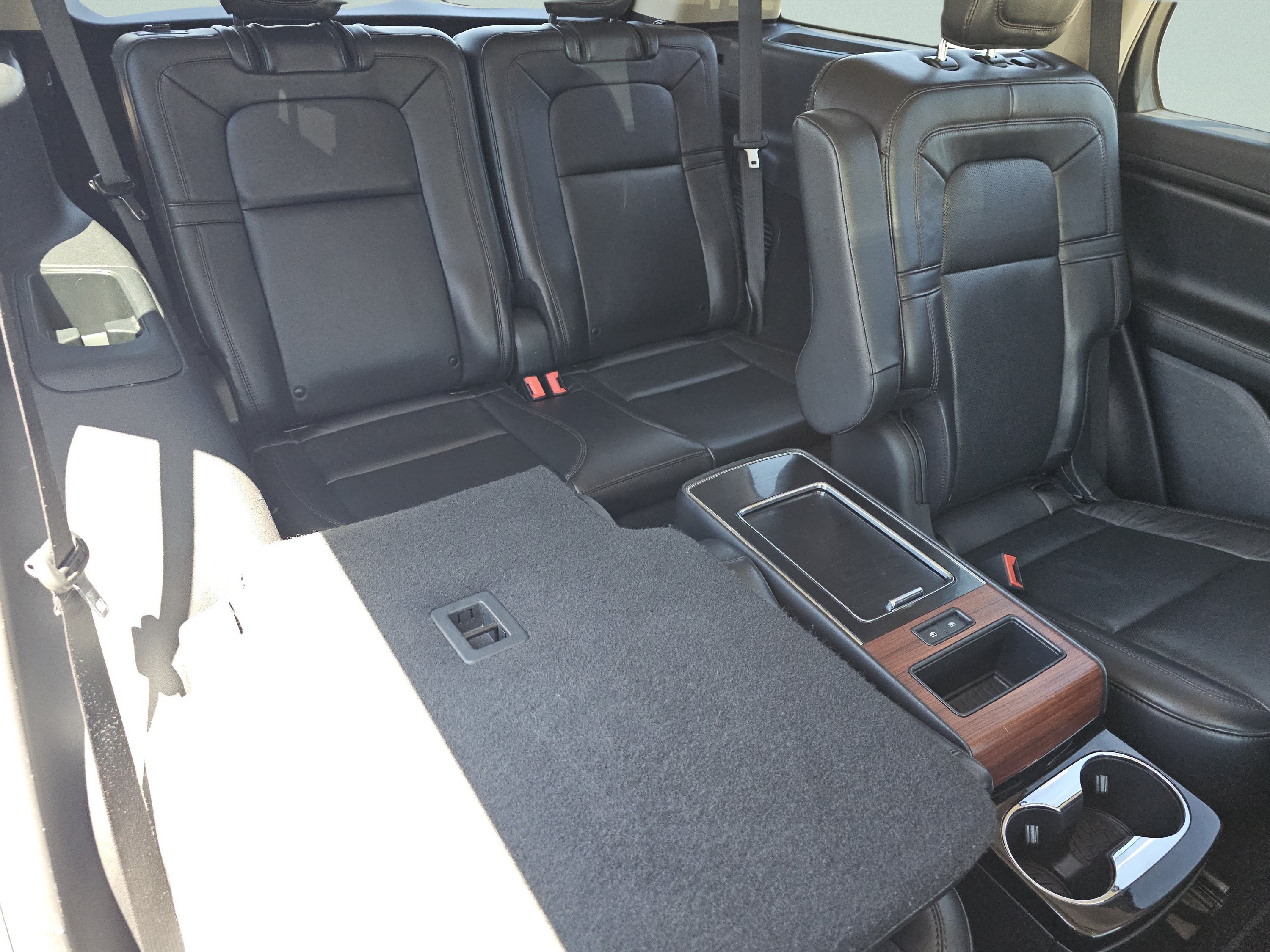 Used 2021 Lincoln Aviator Reserve w/ Equipment Group 201A AWD/4WD image 5