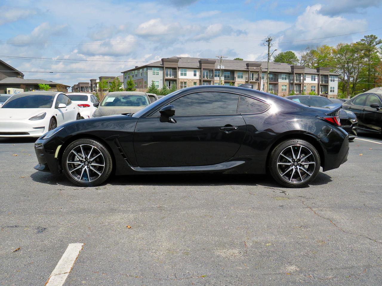 Used 2024 Toyota GR86 RWD image 10