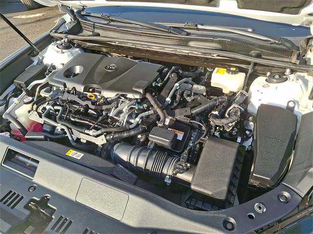 Used 2019 Toyota Avalon XLE w/ Moonroof Package image 27