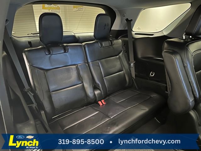 Used 2023 Ford Explorer XLT w/ Equipment Group 202A image 21