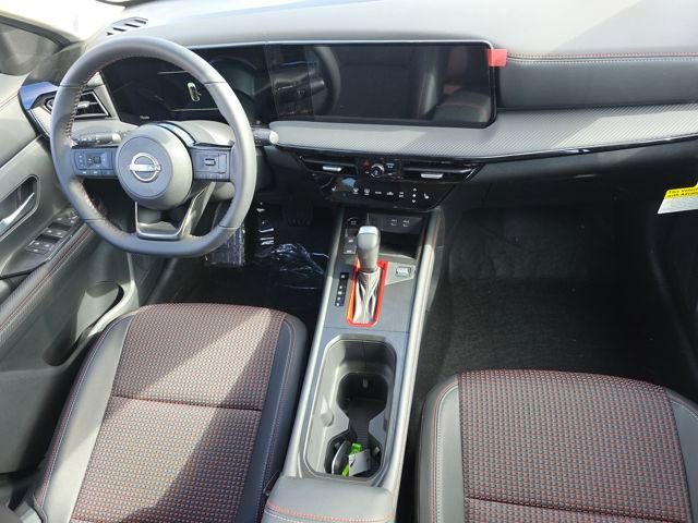 New 2026 Nissan Kicks SR w/ Cold Weather Package image 16