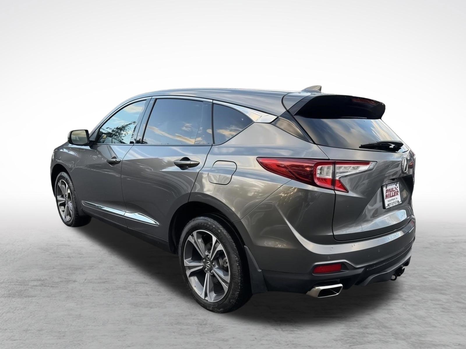 Used 2023 Acura RDX AWD w/ Advance Package image 4