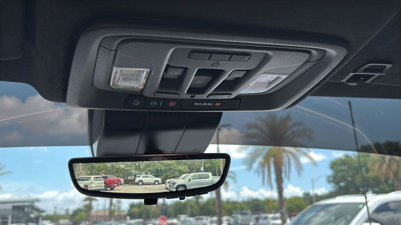 Certified 2024 GMC Sierra 2500 Denali Ultimate AWD/4WD image 38