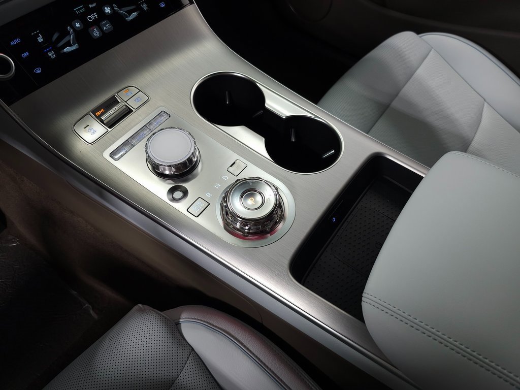 Used 2026 Genesis GV70 2.5T Advanced image 27