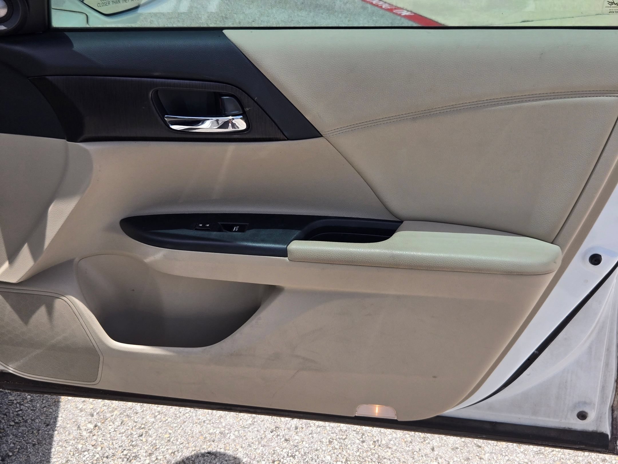 Used 2014 Honda Accord EX-L image 28