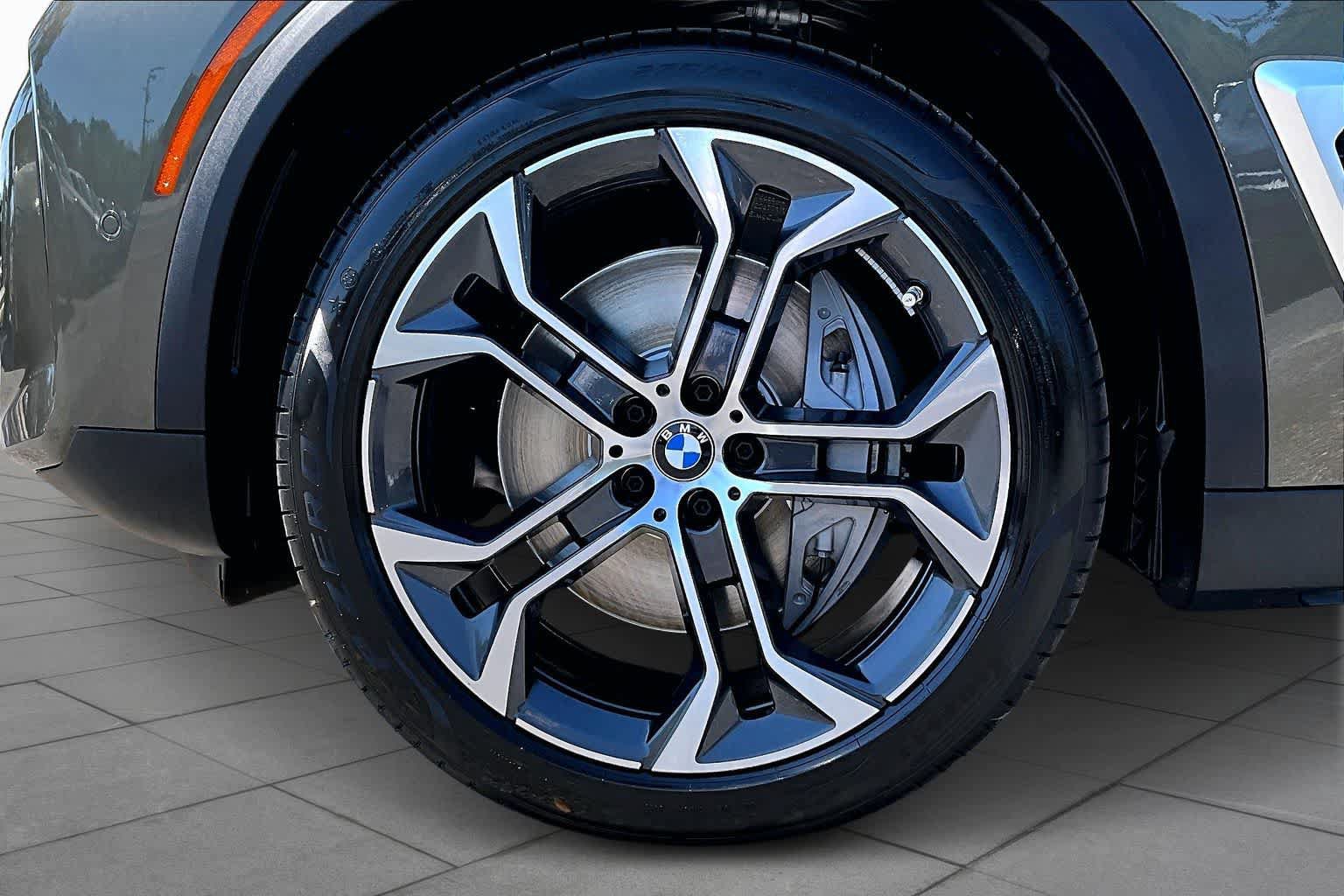 New 2026 BMW X5 xDrive50e AWD/4WD image 11