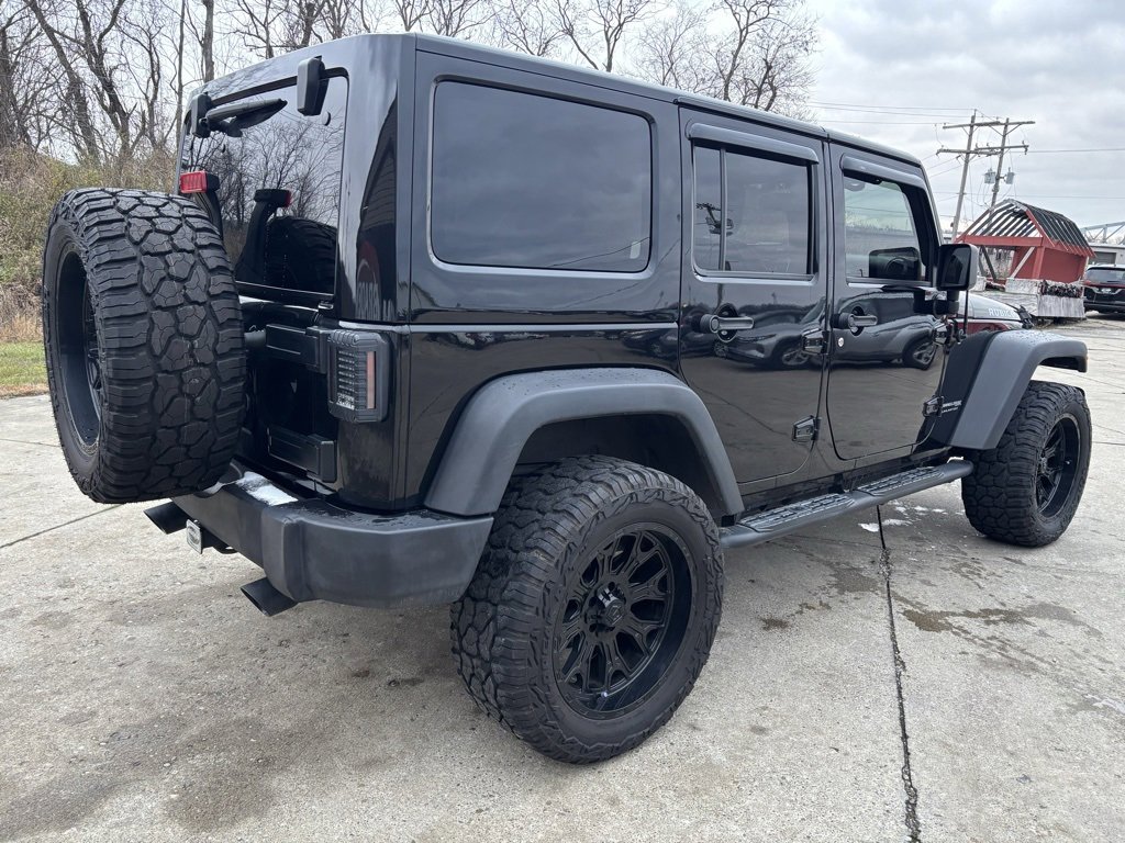 Used 2018 Jeep Wrangler Unlimited Rubicon w/ Cold Weather Group image 7
