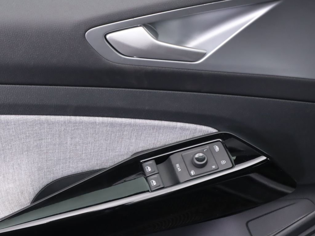 New 2026 Volkswagen ID.4 Pro image 24