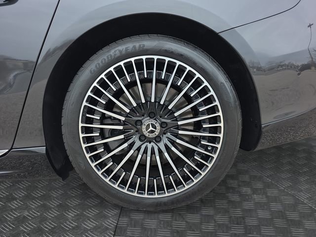 Used 2024 Mercedes-Benz EQS 580 4MATIC Sedan image 38