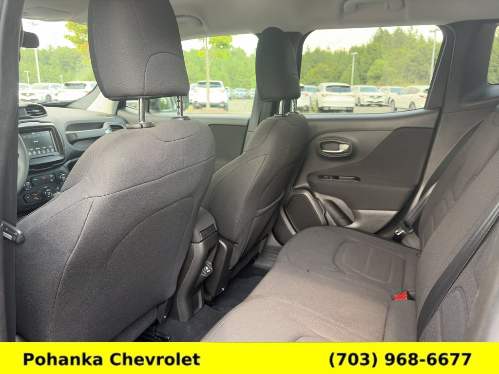 Used 2021 Jeep Renegade Latitude AWD/4WD image 23