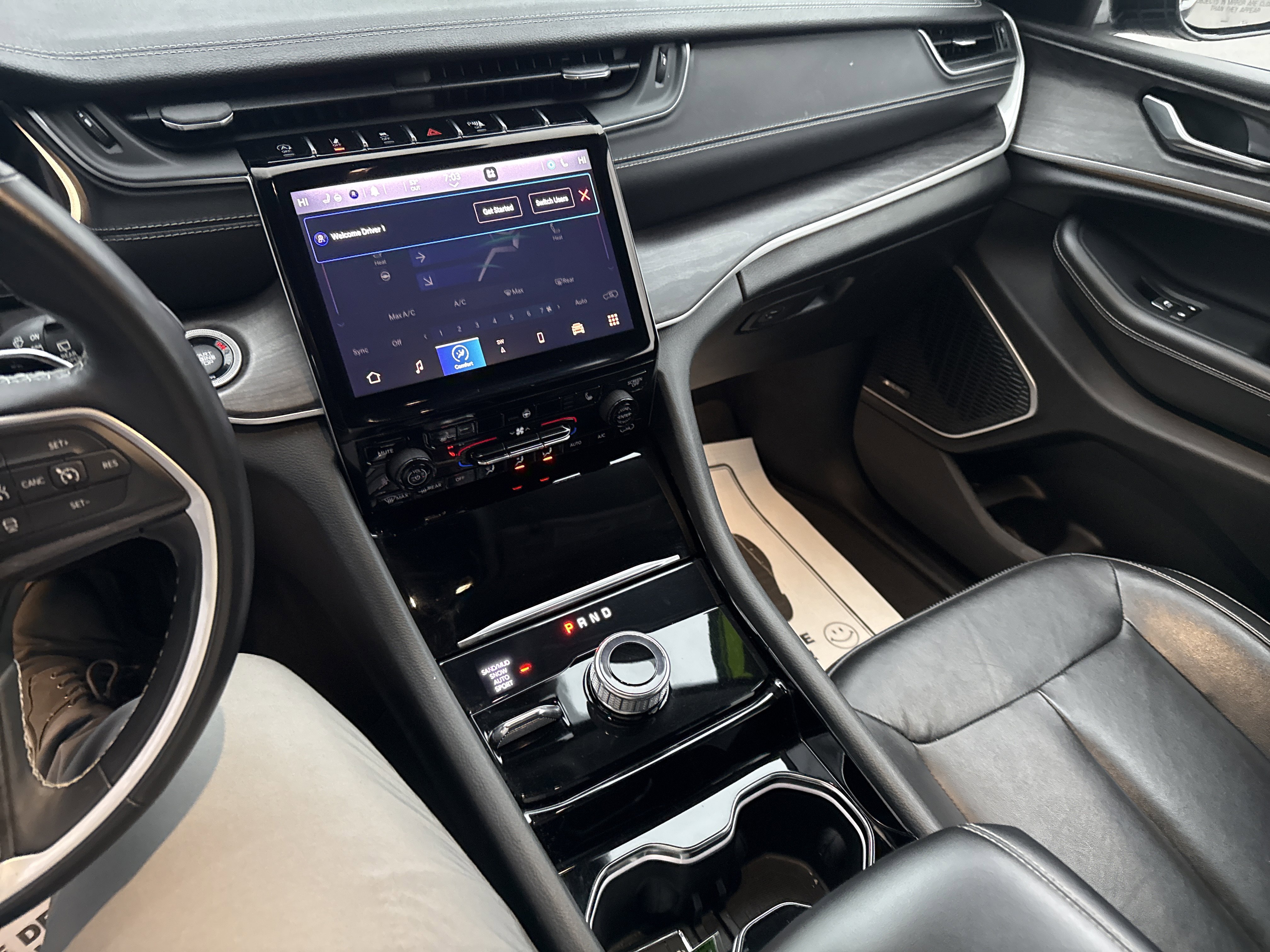 Used 2021 Jeep Grand Cherokee L Limited image 23