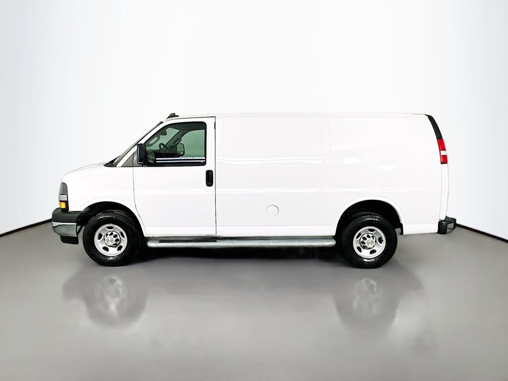 Used 2024 Chevrolet Express 2500 w/ Driver Convenience Package RWD image 4