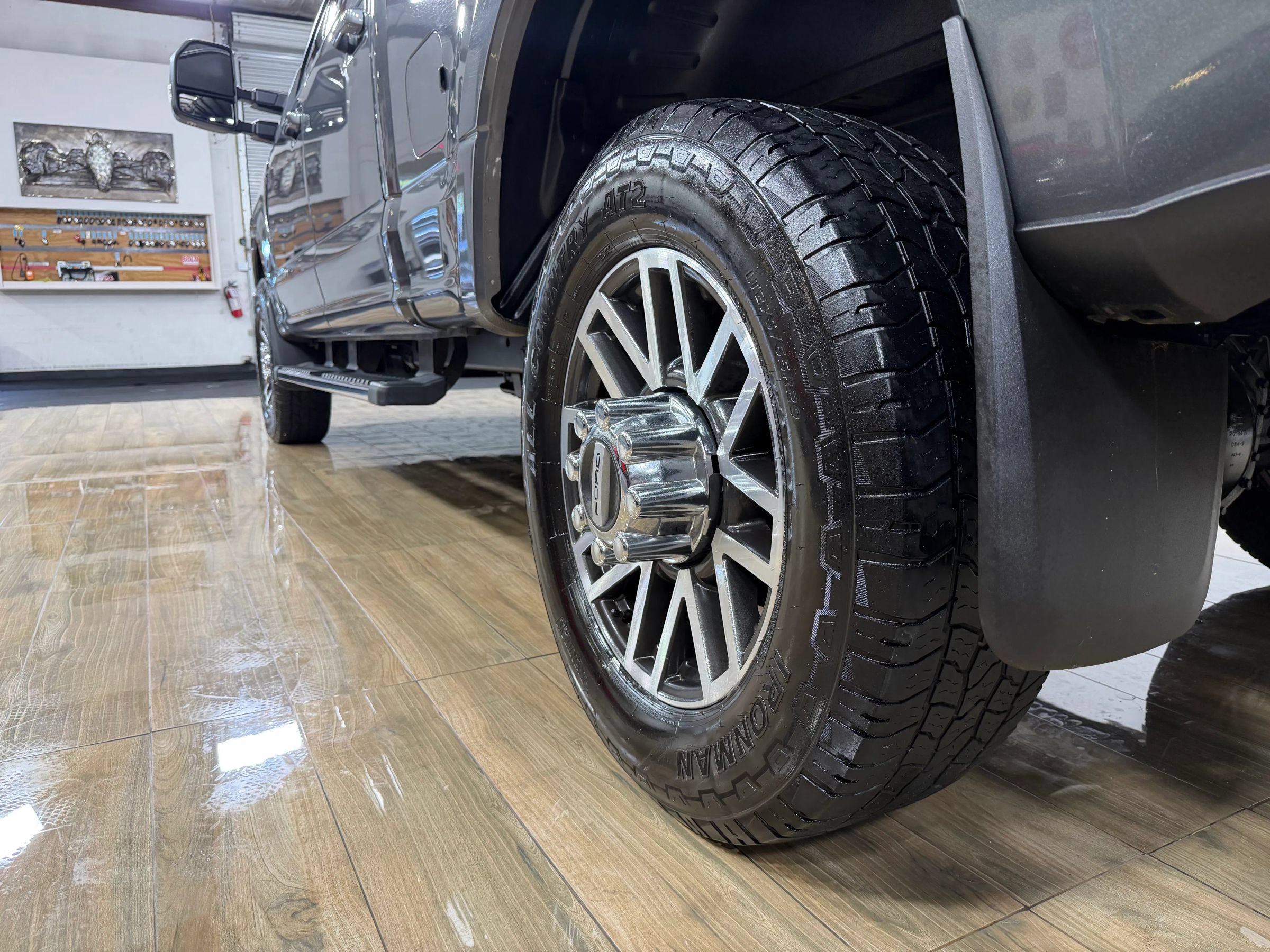 Used 2019 Ford F350 Lariat w/ Lariat Ultimate Package AWD/4WD image 10