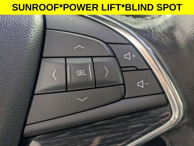 Used 2020 Cadillac XT5 Premium Luxury image 17