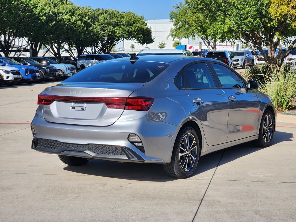 Certified 2024 Kia Forte LXS FWD image 4