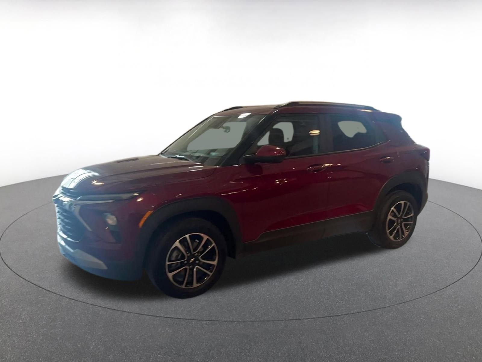 Used 2025 Chevrolet TrailBlazer LT image 8