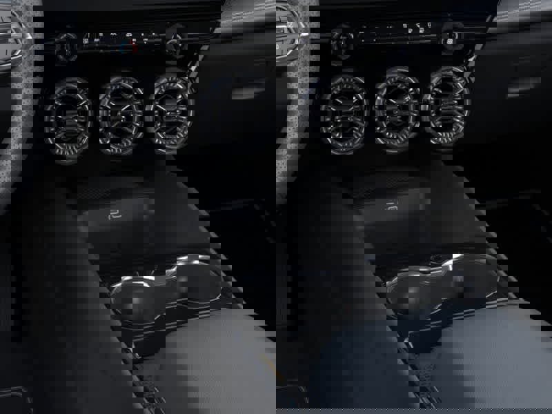 New 2025 Chevrolet Blazer EV LT image 23