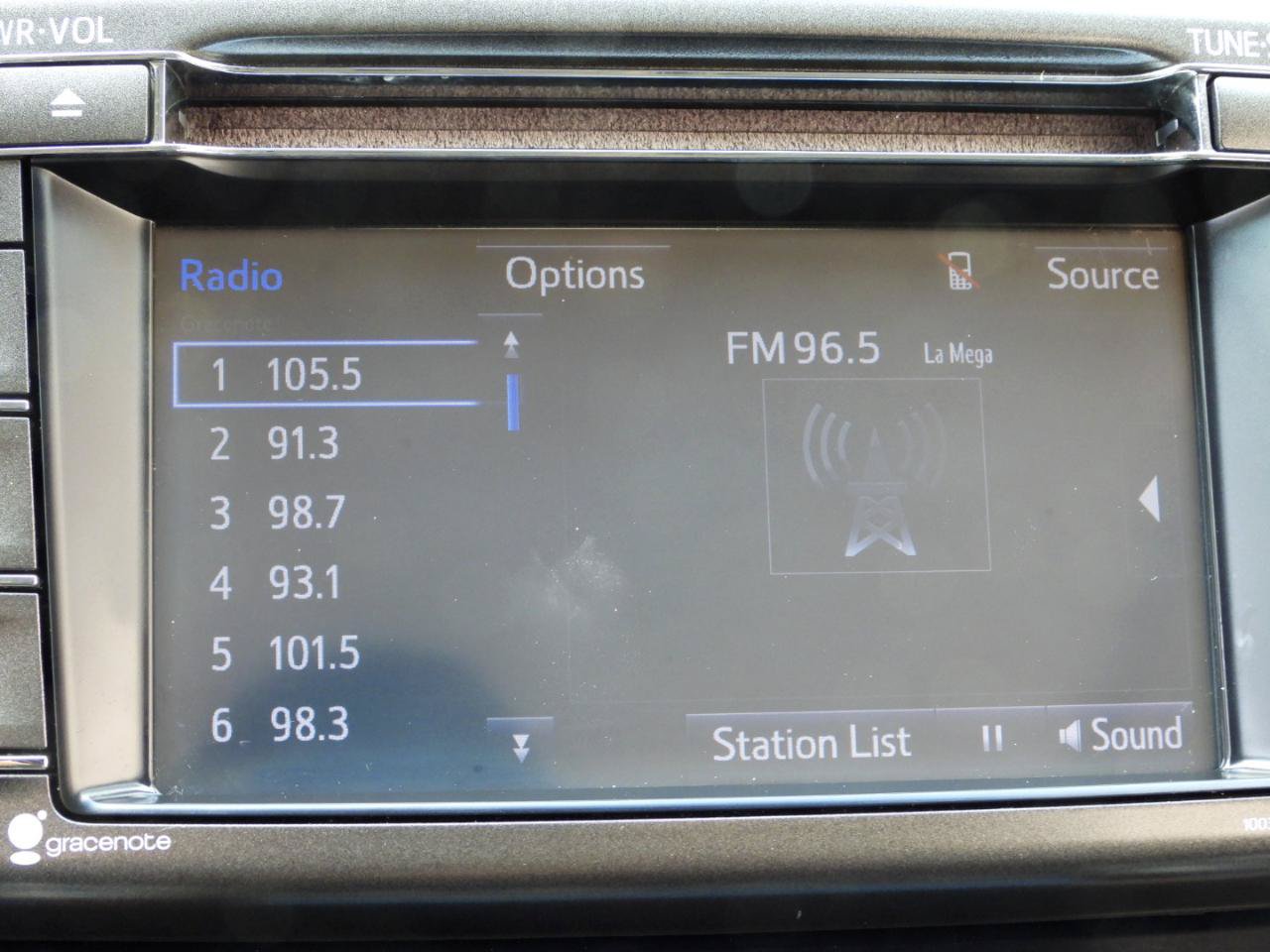 Used 2015 Toyota RAV4 XLE FWD image 50