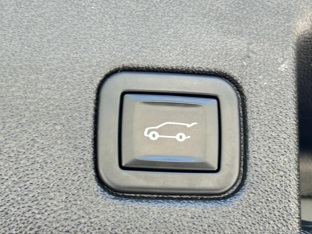 Used 2024 Chevrolet Equinox LT FWD image 14