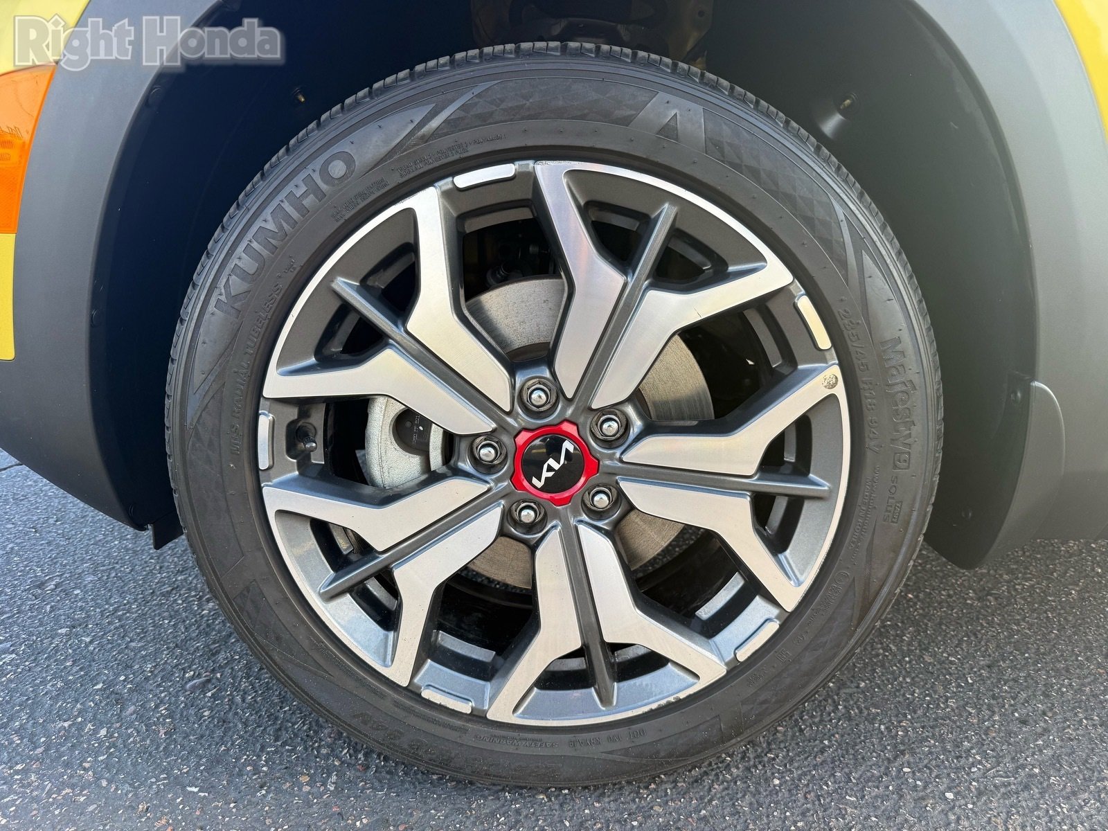 Used 2022 Kia Seltos SX w/ Sunroof Package image 10